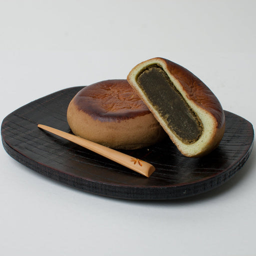 Tsukisamu Matcha Anpan Honma
