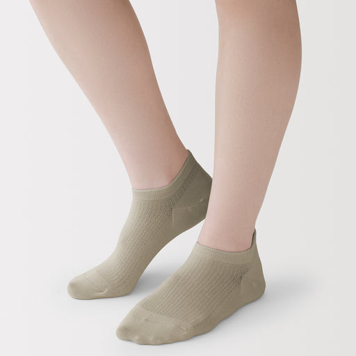 Moisture Wicking Sneaker Socks Pale Brown 23-25cm (US W7-9 M5-7.5) MUJI