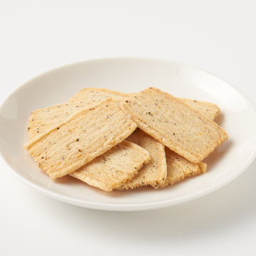 Cheddar Cheese & Black Pepper Crisp MUJI