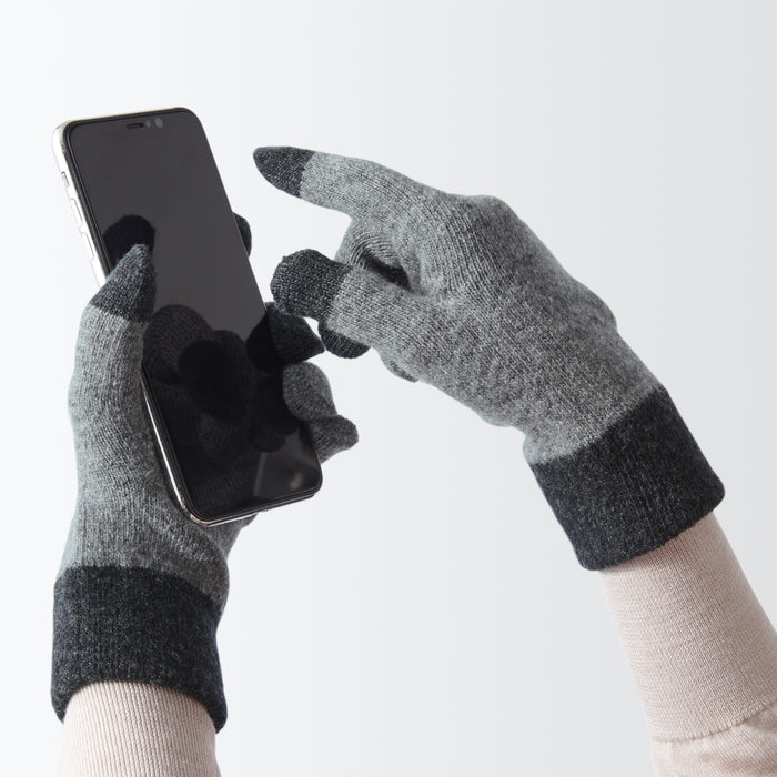 Wool Blend Touchscreen Bicolor Gloves | Winter Accessories | MUJI USA