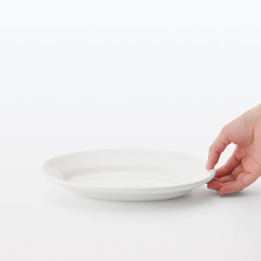 Porcelain Rimmed Oval Plate Medium - White MUJI