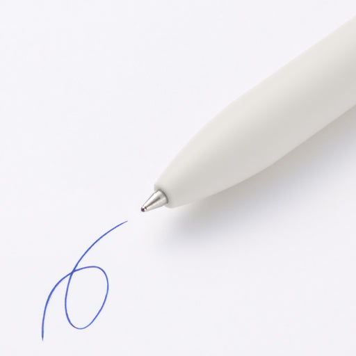 #wk 52 - Smooth Oil Ink Ballpoint Pen 0.7 mm - Blue NBE09A3A MUJI