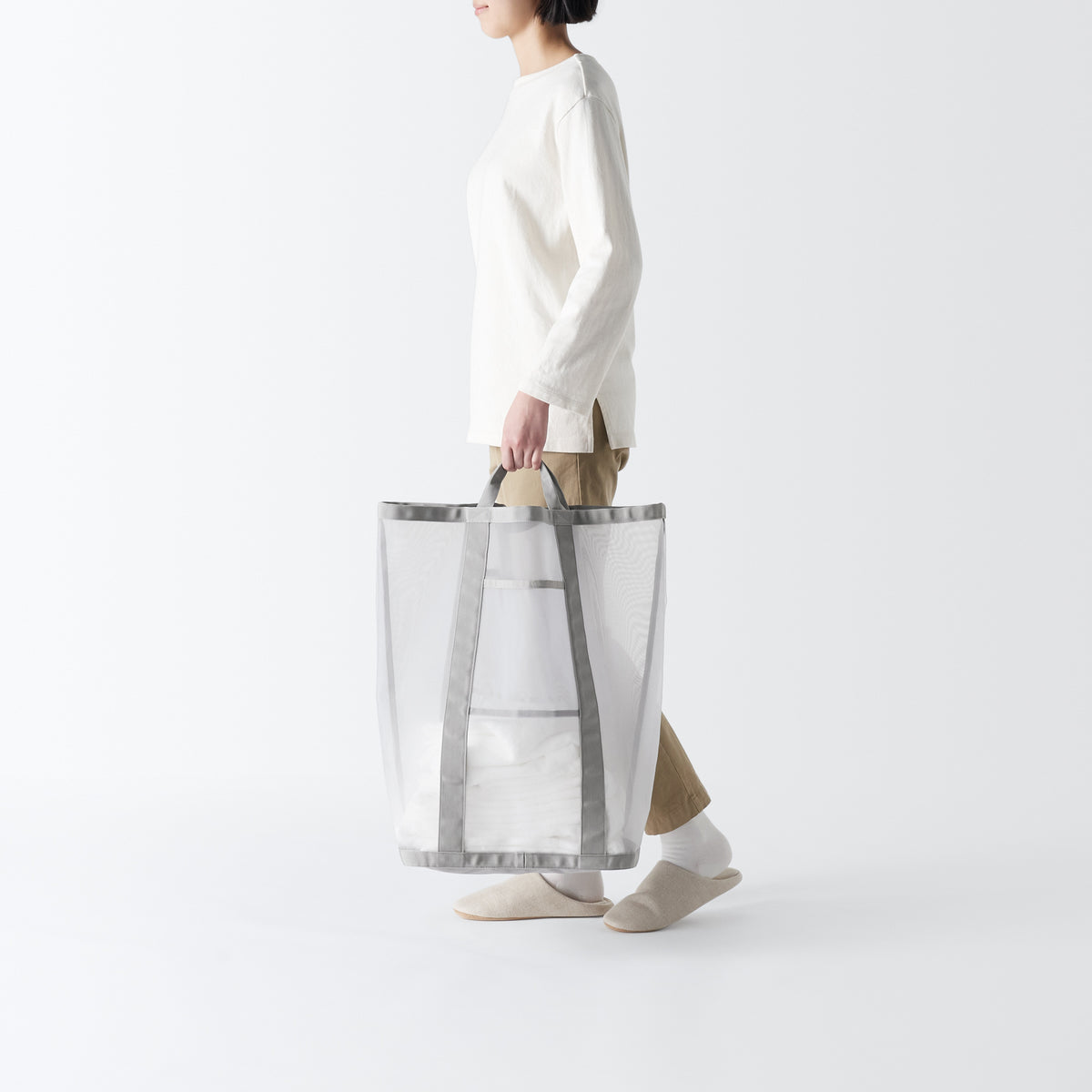 Nylon Mesh Laundry Bag - Large | Housekeeping Goods | MUJI USA
