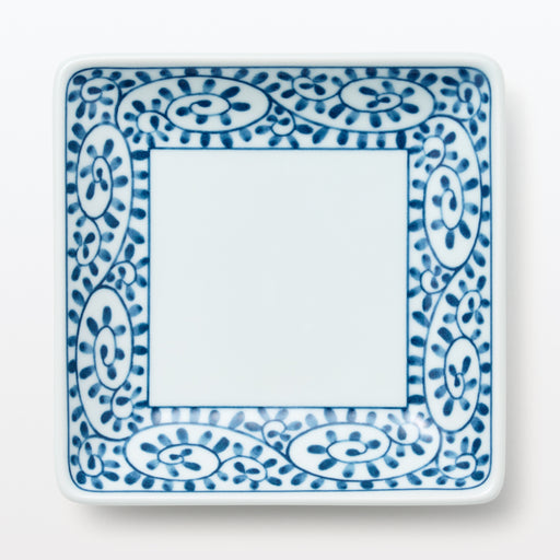 #wk 52 - Hasami Ware Square Plate - Arabesque Pattern MDR61A4A MUJI