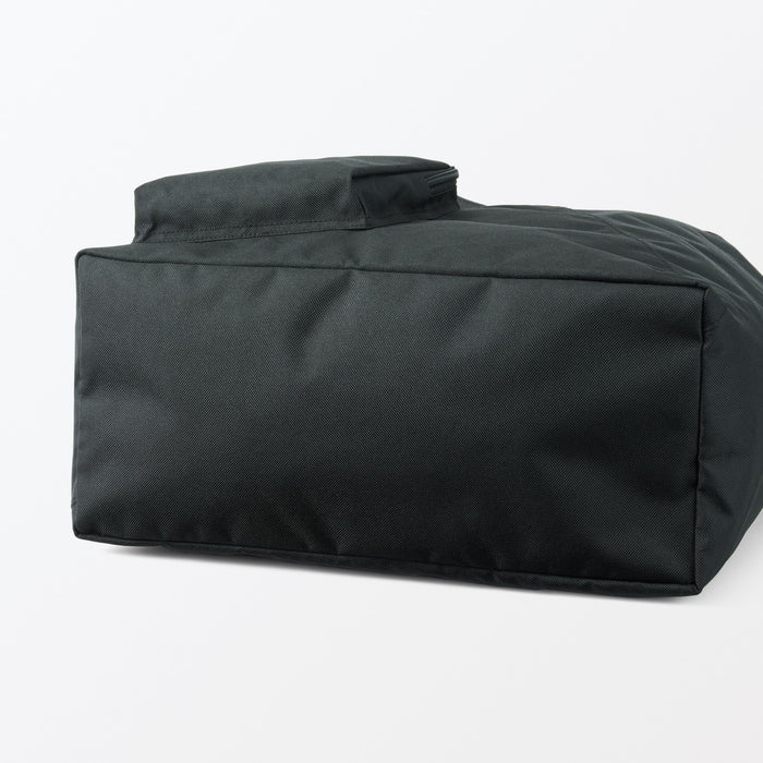 Water Repellent One Shoulder Bag | Shoulder Bags | MUJI USA