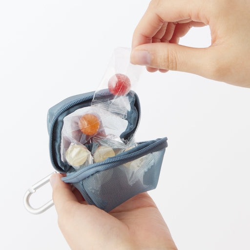 Nylon Mesh Compact Pouch Blue MUJI