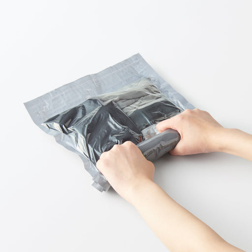 Compression Bag for Clothing (2 Pack) - (W10.2 x L15.7") MUJI