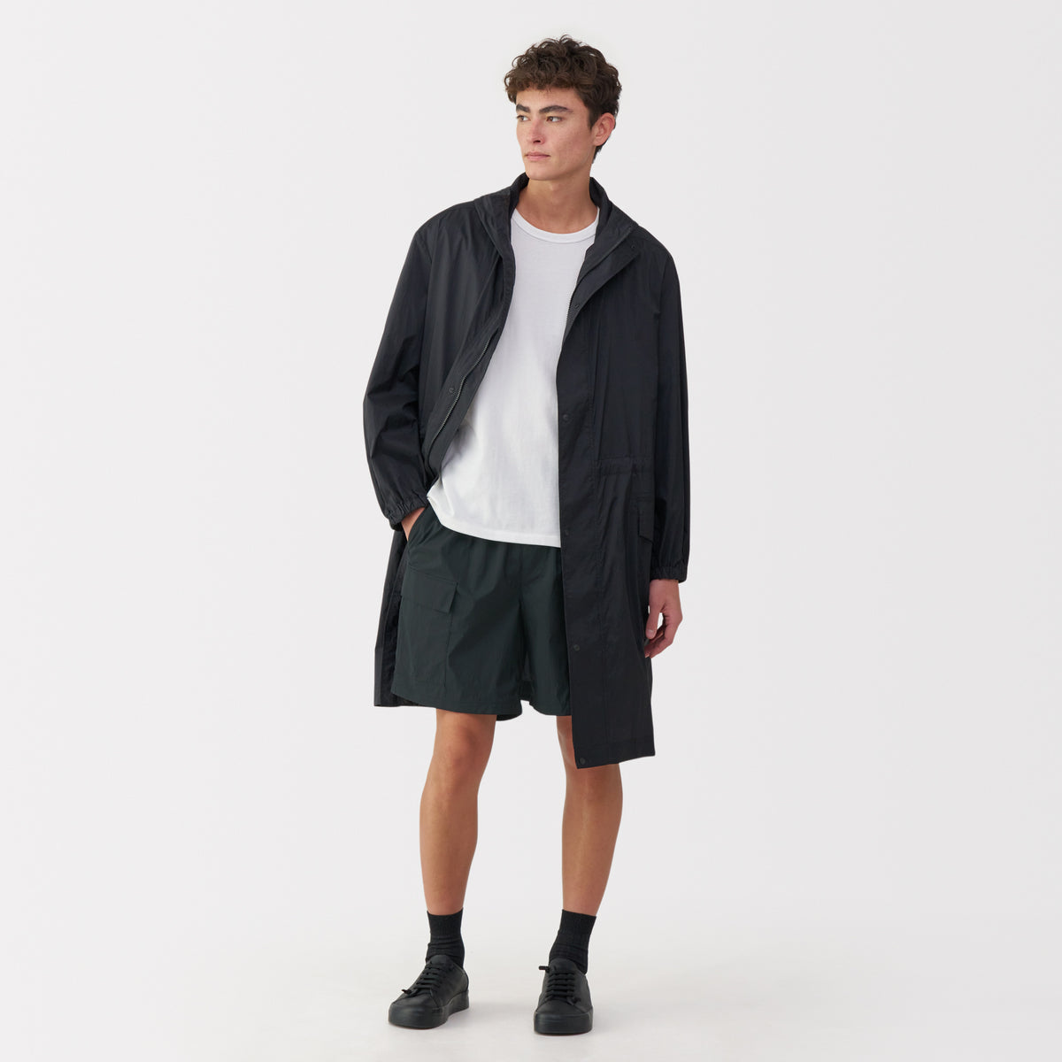 Labo Men's Water Repellent Nylon Cargo Shorts