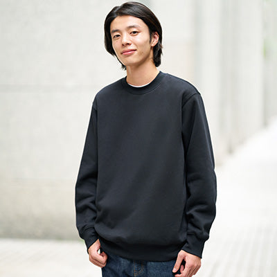 Hoodies & Sweatshirts