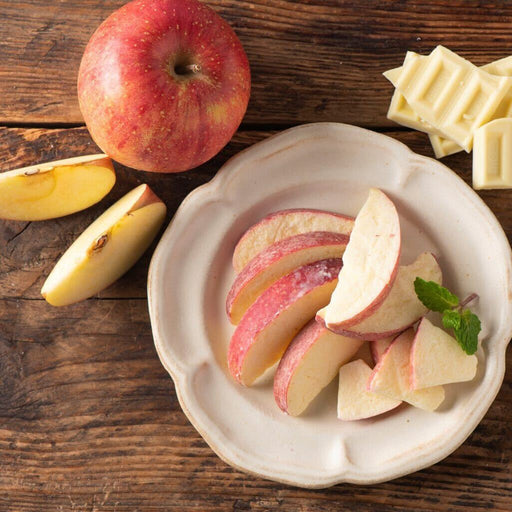 White Chocolate Infused Apple Slices