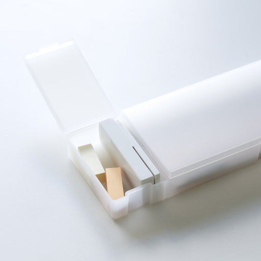 #wk 23 -import- Polypropylene Pen Case - 2 Compartments (imgs from 4550182114553) MUJI