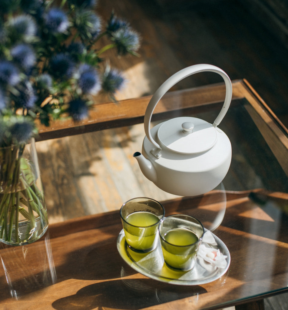 BALMUDA MoonKettle - White | Kitchen Appliances | MUJI USA