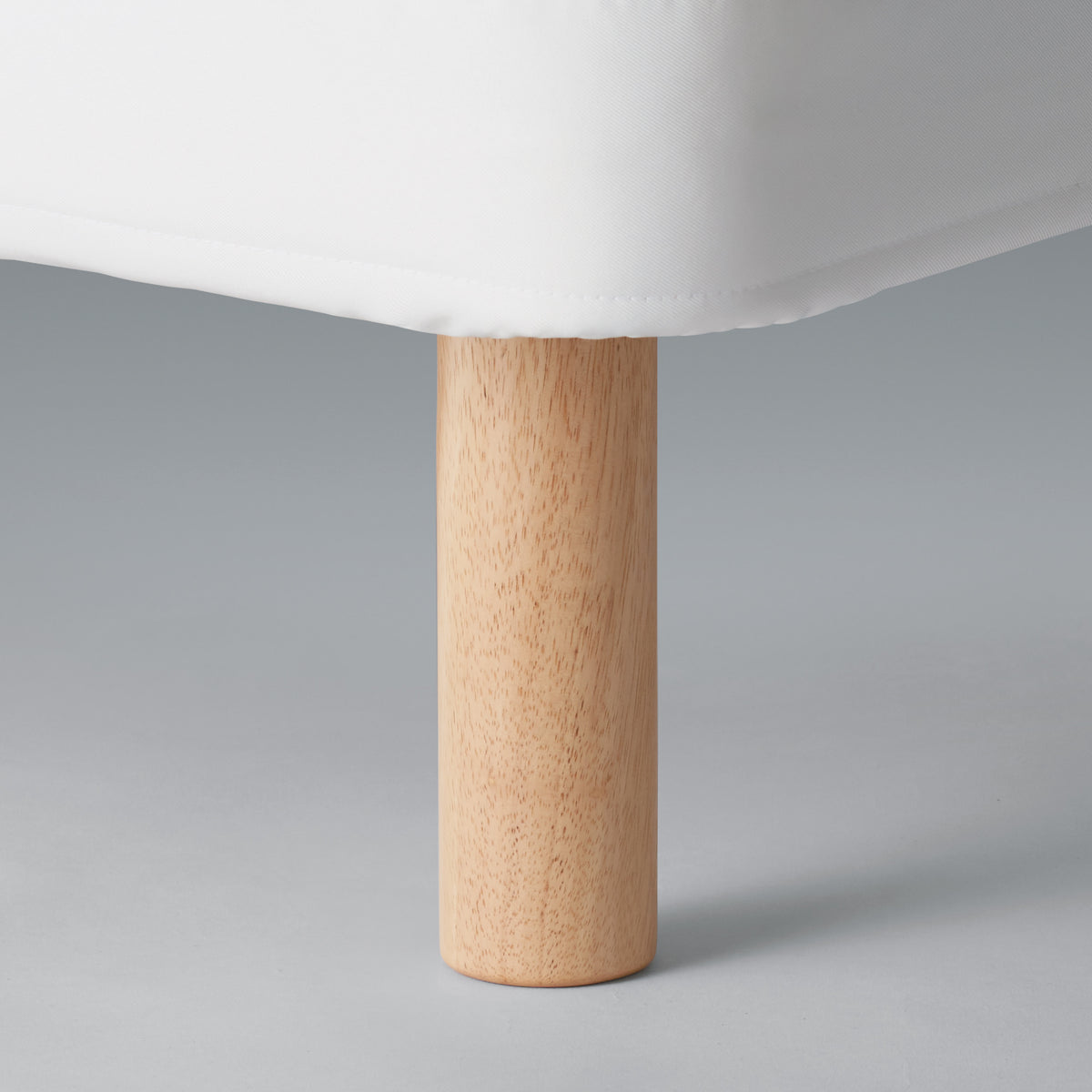 M8 Legs for Pocket Coil Mattress with Attachable Legs | MUJI USA