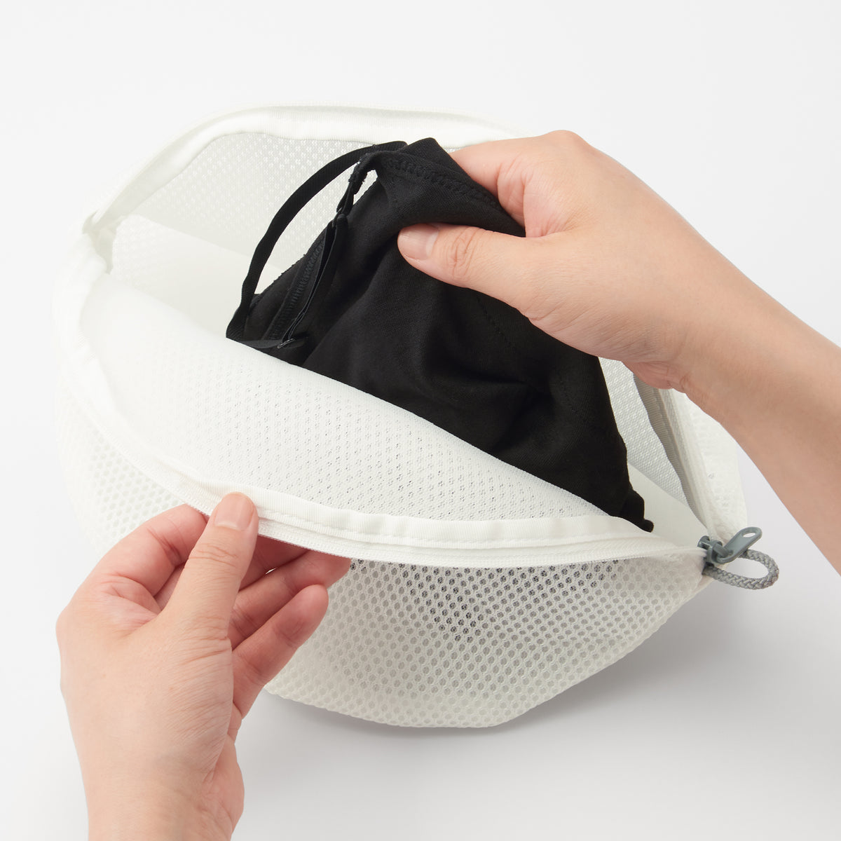 Laundry Net Mesh Bag Underwear Bra Washing Machine Aid Home Basket Zip Tool  UK