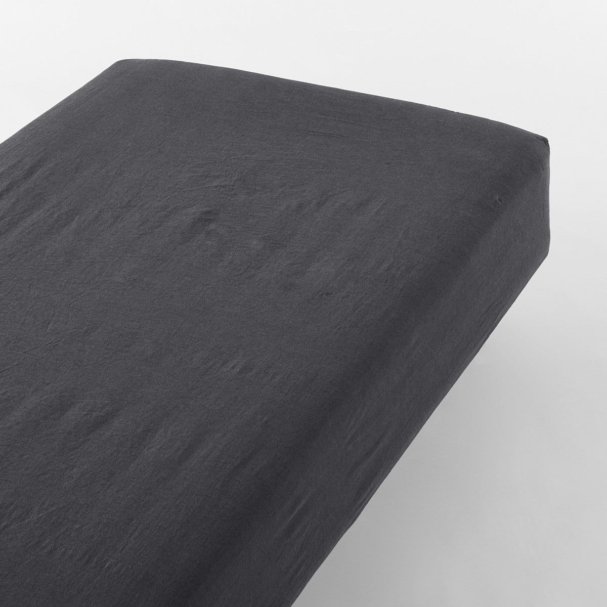 Washed Cotton Fitted SheetDark Gray / Double (L55.1 x W78.7")