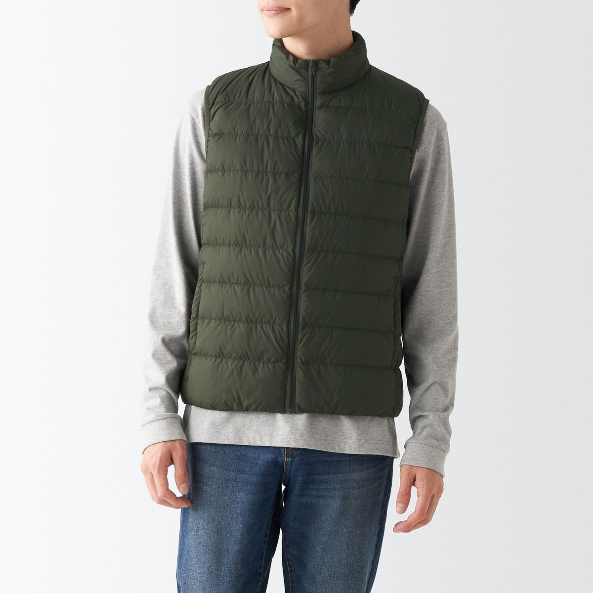 Check styling ideas for「Ultra Light Down Compact Vest、Corduroy